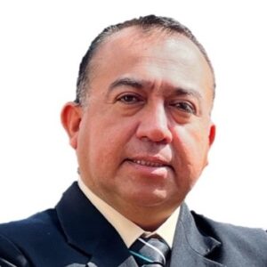 Edwin Gallardo Corcuera is an industrial engineer with more than 18 years of experience in oil and gas. He has worked for APTIM Peru since 2017 and as HSE Manager since 2022. He currently manages five projects, coordinating and guaranteeing compliance with our procedures, standards, and regulations.